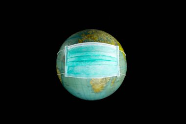 Dünya ya da dünya dış uzayda tek başına dünyayı kirlilikten korumak için tıbbi bir maske takıyor, dünyayı koruma konsepti seçilmiş bulanık küreye odaklanıyor.