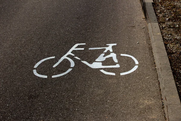 Símbolo Carril Bici Pintado Una Carretera Junto Una Acera —  Fotos de Stock