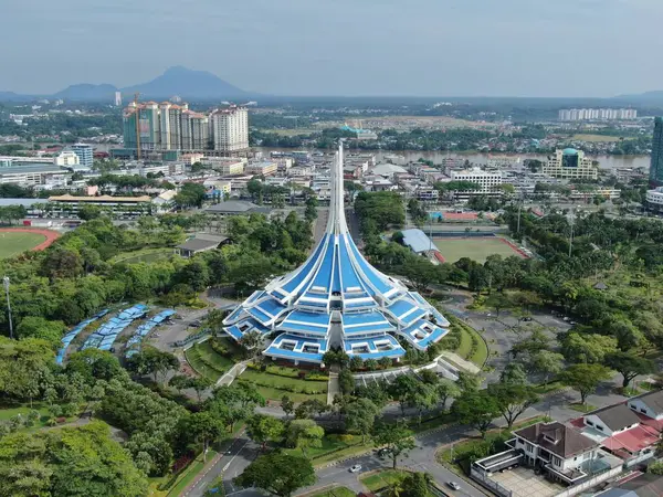 クチン サラワク マレーシア 11月8 2019 ランドマークとクチン市 サラワク州 ボルネオ島の首都の風景 クチンの有名なランドマークを表示します — ストック写真