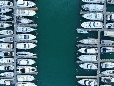 Viyadük Limanı, Auckland / Yeni Zelanda - 29 Aralık 2019: Viyaduct Limanı, Prenses Rıhtımı, marina Körfezi, Wynyard, St Marys Körfezi ve Westhaven, Yeni Zelanda 'nın tamamı