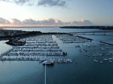 Viyadük Limanı, Auckland / Yeni Zelanda - 29 Aralık 2019: Viyaduct Limanı, Prenses Rıhtımı, marina Körfezi, Wynyard, St Marys Körfezi ve Westhaven, Yeni Zelanda 'nın tamamı