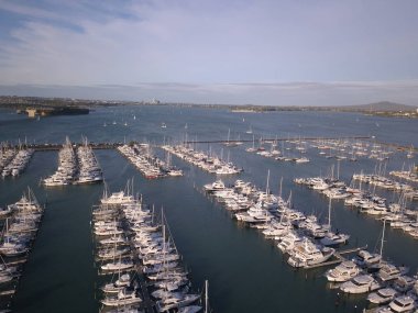 Viyadük Limanı, Auckland / Yeni Zelanda - 29 Aralık 2019: Viyaduct Limanı, Prenses Rıhtımı, marina Körfezi, Wynyard, St Marys Körfezi ve Westhaven, Yeni Zelanda 'nın tamamı
