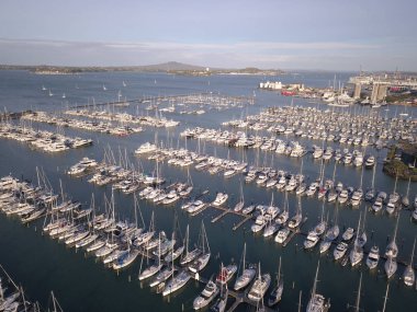 Viyadük Limanı, Auckland / Yeni Zelanda - 29 Aralık 2019: Viyaduct Limanı, Prenses Rıhtımı, marina Körfezi, Wynyard, St Marys Körfezi ve Westhaven, Yeni Zelanda 'nın tamamı