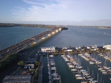 Viyadük Limanı, Auckland / Yeni Zelanda - 29 Aralık 2019: Viyaduct Limanı, Prenses Rıhtımı, marina Körfezi, Wynyard, St Marys Körfezi ve Westhaven, Yeni Zelanda 'nın tamamı
