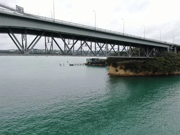 2019年12月30日 オークランド港橋 マリーナベイ ビーチ オークランドの一般的な街並みニュージーランド — ストック写真