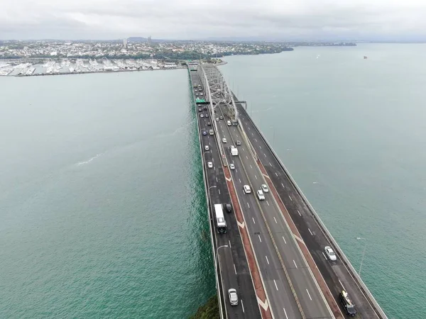 2019年12月30日 オークランド港橋 マリーナベイ ビーチ オークランドの一般的な街並みニュージーランド — ストック写真