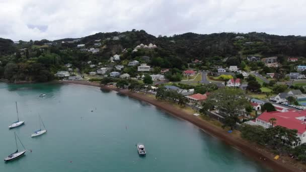 Russell Bay Islands Nuova Zelanda Dicembre 2019 Paesaggistico Tranquillo Villaggio — Video Stock