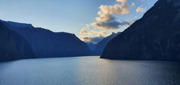 Milford Sound Doubtful Sound Fjord Yeni Zelanda Nın Görkemli Dağları — Stok fotoğraf