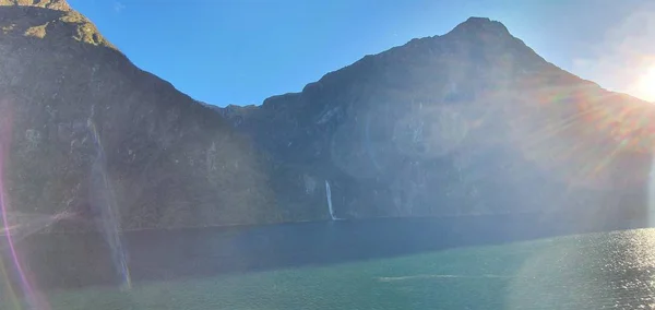 Milford Sound Doubtful Sound Fjord Yeni Zelanda Nın Görkemli Dağları — Stok fotoğraf