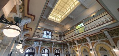 Dunedin, Otago / Yeni Zelanda - 29 Aralık 2019: Dunedin şehri Yeni Zelanda ve kırsal alanlarının Görkemli Sahil Manzarası