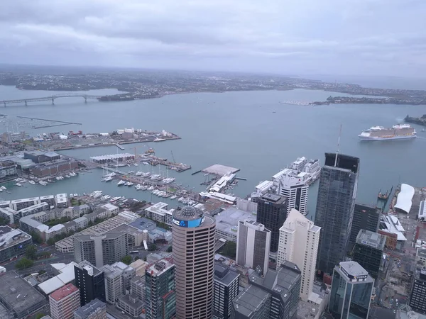 Viaduct Harbour Auckland Nueva Zelanda Diciembre 2019 Emblemático Hito Skytower — Foto de Stock