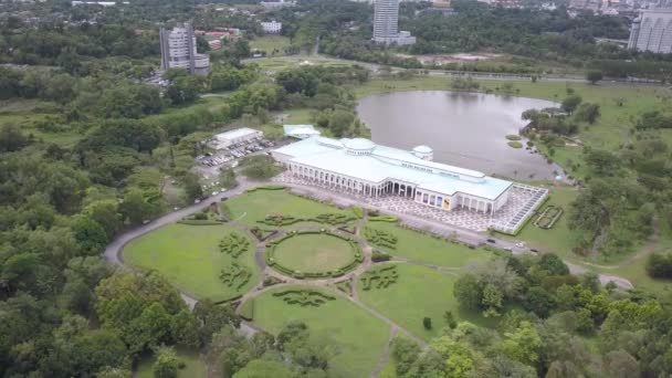 Kuching Sarawak Μαλαισία Δεκεμβρίου 2019 Κρατική Βιβλιοθήκη Λίμνη Κήποι Και — Αρχείο Βίντεο