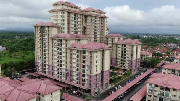 Kuching Sarawak Maleisië Januari 2020 Een Willekeurig Flatgebouw Het Mjc — Stockvideo