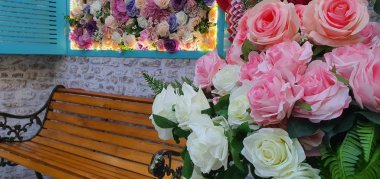 Kuching, Sarawak / Malezya - 2 Şubat 2020: Sevgililer Günü Çiçekleri ve Dekorasyonları