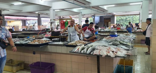 Kuching Sarawak Malásia Fevereiro 2020 Mercado Molhado Stutong Com Muitas — Fotografia de Stock