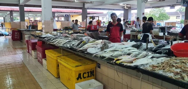 Kuching Sarawak Malásia Fevereiro 2020 Mercado Molhado Stutong Com Muitas — Fotografia de Stock