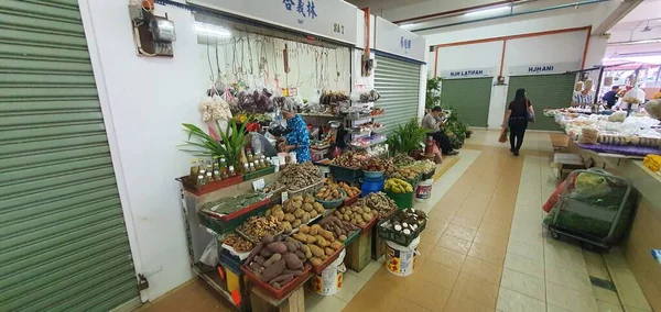 Kuching Sarawak Malaysia Februari 2020 Stutong Wet Market Med Många — Stockfoto