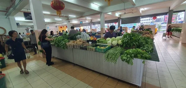 Kuching Sarawak Malasia Febrero 2020 Mercado Húmedo Stutong Con Muchos —  Fotos de Stock