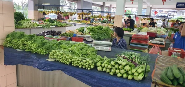 Kuching Sarawak Malasia Febrero 2020 Mercado Húmedo Stutong Con Muchos —  Fotos de Stock