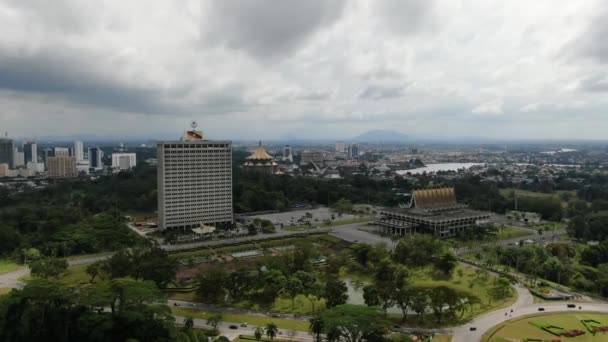 Kuching Sarawak Malasia Marzo 2020 Los Edificios Emblemáticos Las Áreas — Vídeos de Stock