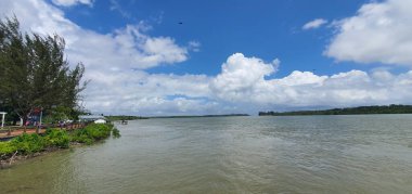 Telaga Air, Sarawak / Malezya - 15 Mart 2020: Telaga Air 'in Güzel Balıkçı Köyü