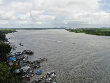 Telaga Air, Sarawak / Malezya - 15 Mart 2020: Telaga Air 'in Güzel Balıkçı Köyü