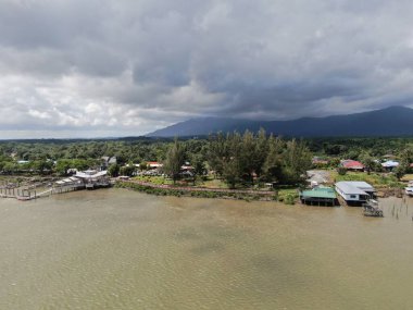 Telaga Air, Sarawak / Malezya - 15 Mart 2020: Telaga Air 'in Güzel Balıkçı Köyü