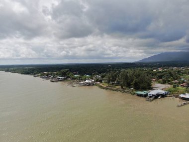 Telaga Air, Sarawak / Malezya - 15 Mart 2020: Telaga Air 'in Güzel Balıkçı Köyü