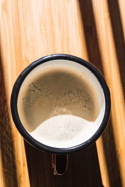 Egy Csésze Cappuccino Asztalon — Stock Fotó