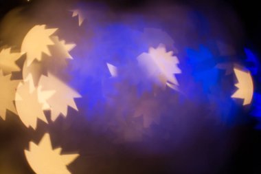 Şenlikli bir kaleydoskop, parlak bir ışık ve parlama. Soyut Yarışması