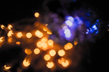 Şenlikli bir kaleydoskop, parlak bir ışık ve parlama. Soyut Yarışması