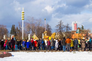 Moskova, Rusya, 13 Mart 2018 - Shrovetide. Kutlamaları