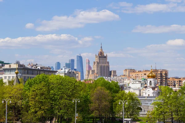 Ryssland, Moskva, utsikt över staden, Moscow city en — Stockfoto