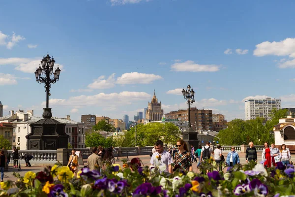 Rusia, Moscú, 07 Mayo 2016 - una vista de la ciudad, Moscú ciudad un — Foto de Stock