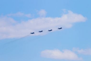 Rusya, Moskova, 7 Mayıs 2016 - prova geçit üzerinde kırmızı Squi