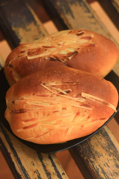 Hausgemachte Leckere Brote Mit Käse — Stockfoto