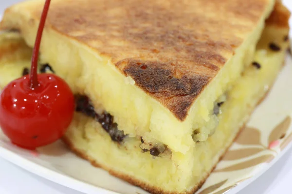 Hausgemachte Köstliche Indonesische Süße Martabak — Stockfoto