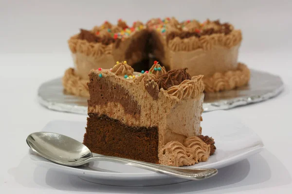 Домашний Вкусный Шоколадный Торт Сливками Вишней — стоковое фото