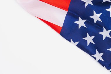 Beyaz arka planda Amerikan bayrağı. Usa Anma Günü için, hanımefendi.