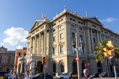 Barselona, Katalonya / İspanya - 7 Eylül 2016: Barcelona 'daki Port Vell' de bulunan Askeri Hükümetin (Gobierno Militar de Barcelona) dörtte üçü manzaraya sahiptir.