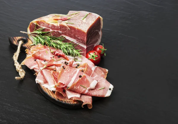 Italian Prosciutto Crudo Jamon Rosemary Tomatoes Raw Ham — Stock Photo, Image