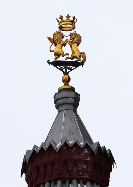 ライオンと塔の上にユニコーン — ストック写真