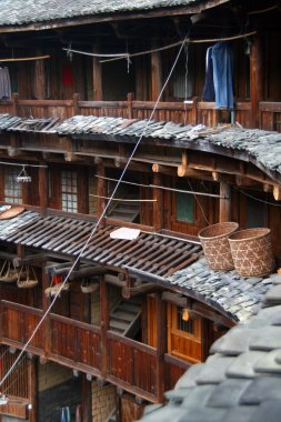 Yuvarlak tulou (