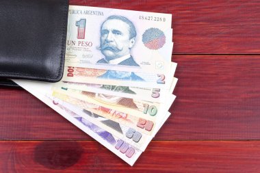 M-cüzdanda bulunan Arjantinli para 