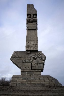 Westerplatte Gdansk savunucuları için anıt 