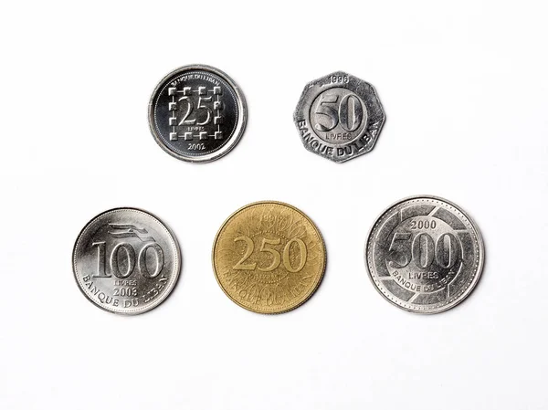 Monedas Libanesas Sobre Fondo Blanco —  Fotos de Stock