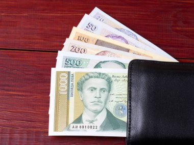 M-cüzdanda bulunan siyah Bulgar Levası 