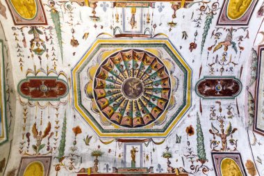 Caprarola (Viterbo) - 26 Temmuz 2019: Villa Farnese (Villa Caprarola), İtalya 'nın Viterbo eyaletinde yer alan Caprarola konağı.