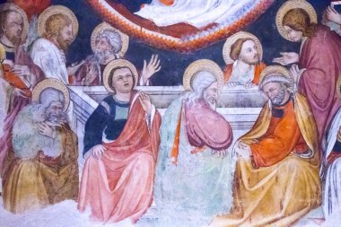 L 'Aquila, İtalya - 31 Aralık 2018: Santa Maria di Collemaggio' nun iç mimarisi, Orta İtalya L 'Aquila' daki ortaçağ kilisesi.