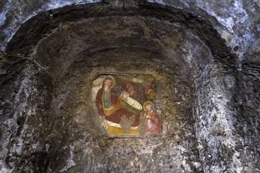 Lazio, İtalya - 26 Temmuz 2019: Sutri Lazio 'da, Madonna del Parto' nun rock kesimi kilisesi